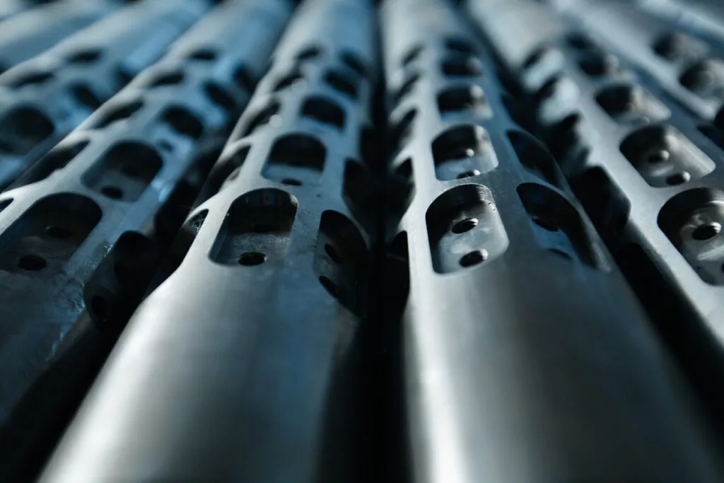 Технология направленного радиального бурения каналов для стимуляции нефтяных оторочек